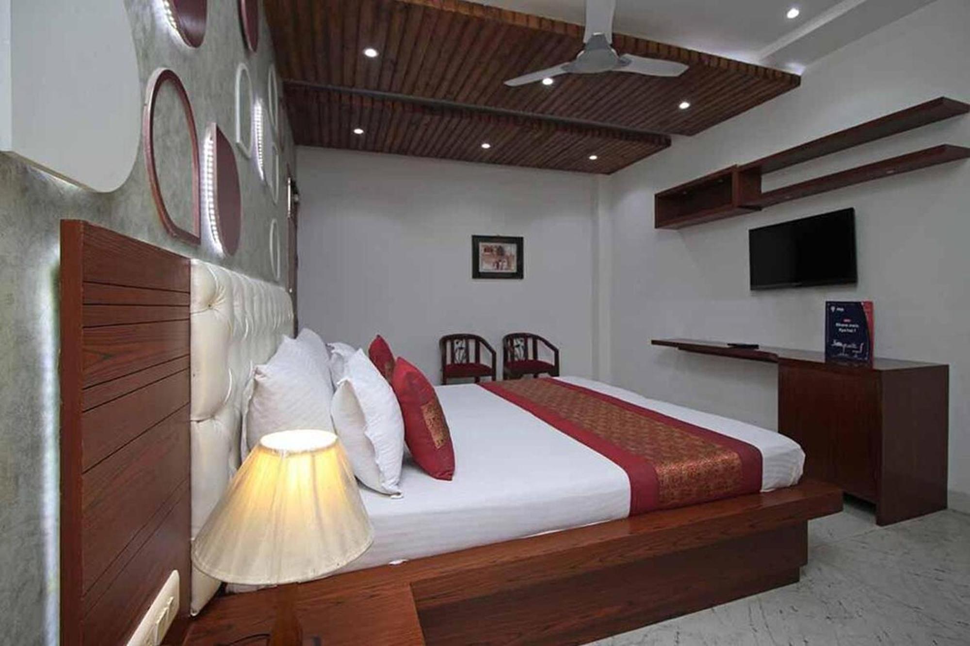 Hotel Indraprastha Delhi  Extérieur photo