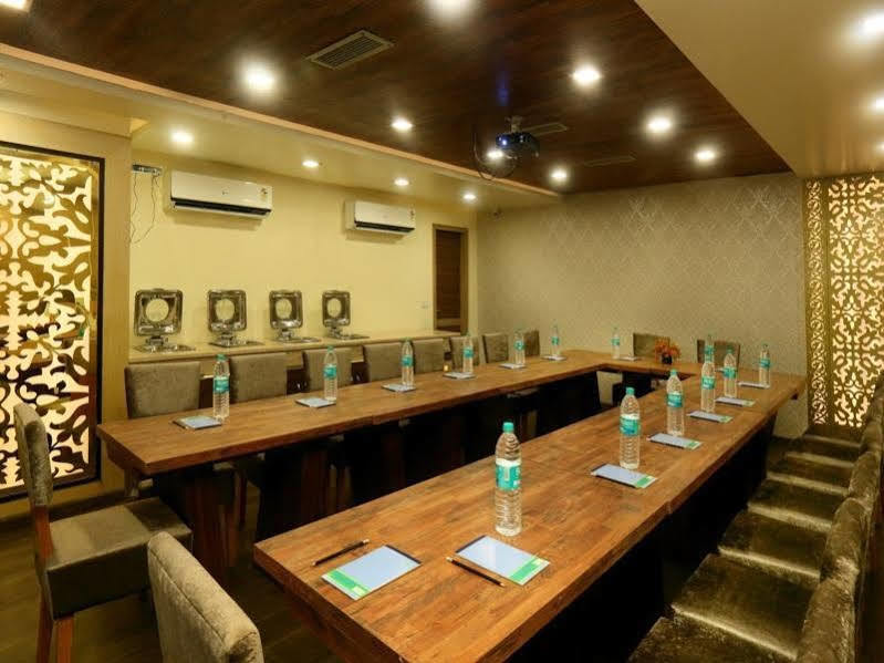 Hotel Indraprastha Delhi  Extérieur photo